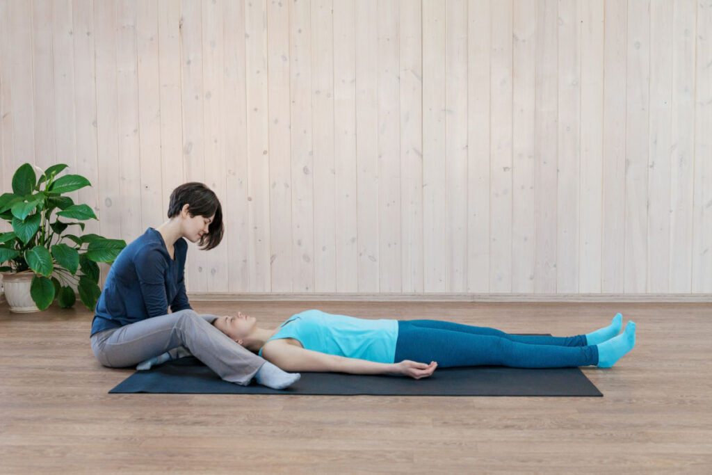 Psicoterapia individuale con contatto corporeo - Copy Bigstock